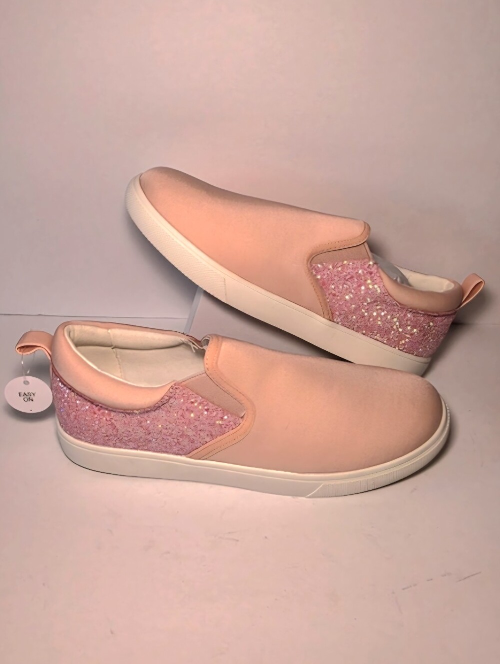 NWT Sonoma Peach Pink Slip-On Glitter Accent Sneakers Fits Woman's Size 7.5 / 8